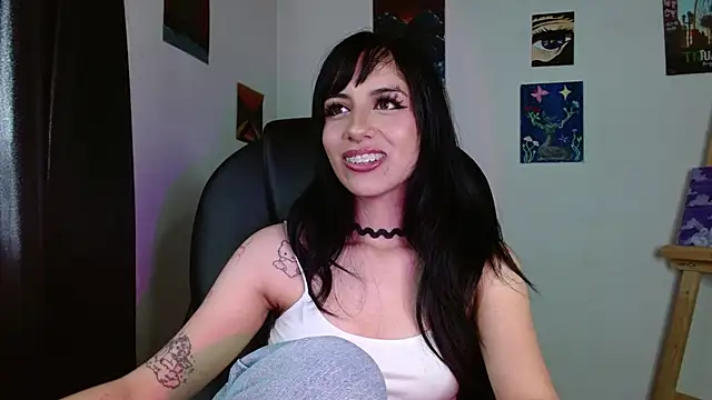 Snapshot of Ary_Pieerce chatting on 03/05/26, 08:38 Ary Pieerce online show from 03/05/26, 08:38