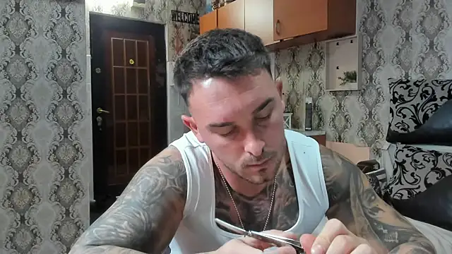 Jonmusclemaster online show from 10/25/25, 07:36