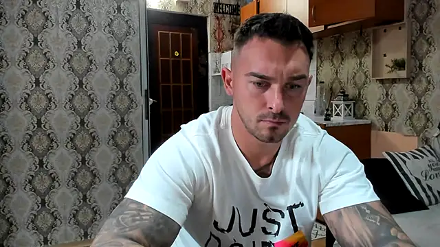 Jonmusclemaster online show from 09/20/25, 08:36