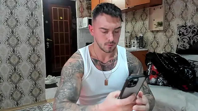 Jonmusclemaster online show from 10/15/25, 07:33