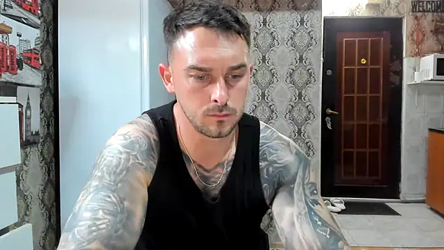 Snapshot of Jonmusclemaster chatting on 06/10/26, 08:10 Jonmusclemaster online show from 06/10/26, 08:10
