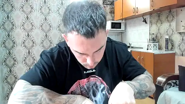 Jonmusclemaster online show from 10/30/25, 09:22