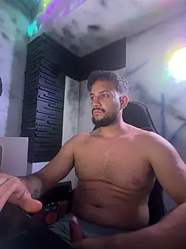 Aerick1997 online show from 04/11/26, 04:53