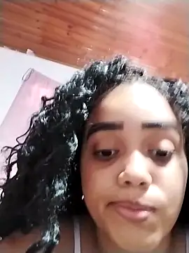 kiara milf  online show from 10/28/25, 08:41