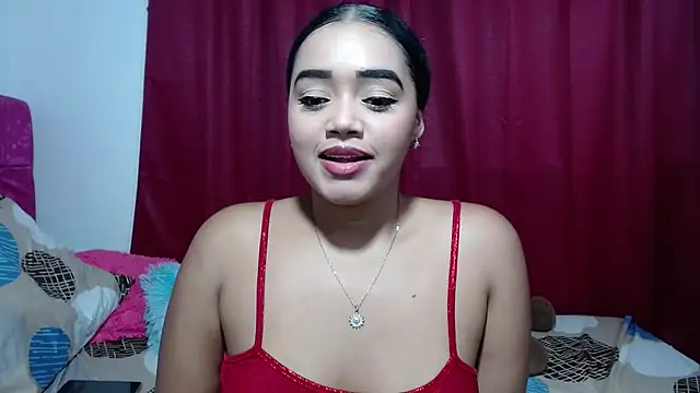 Snapshot of kiara_milf_ chatting on 04/04/26, 07:31 kiara milf online show from 04/04/26, 07:31
