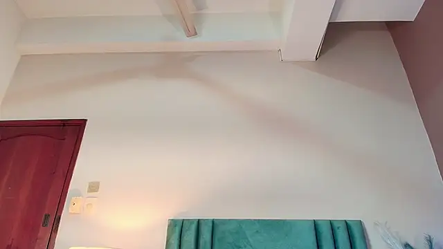 AlissaNix online show from 11/20/25, 09:15