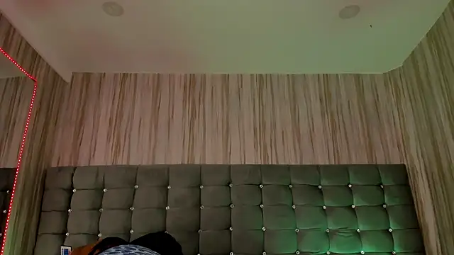 Poacahontasfg online show from 03/23/26, 04:01