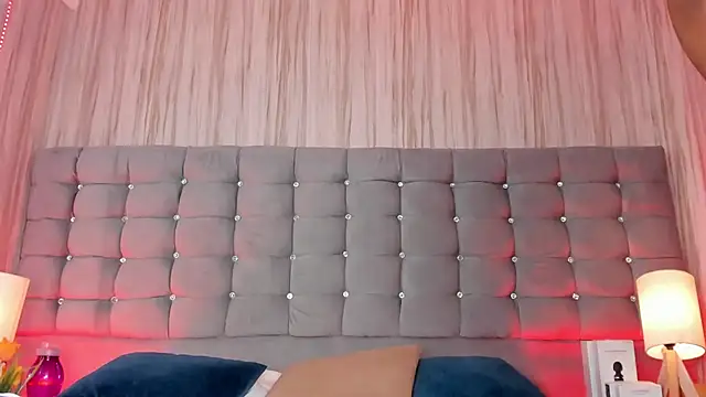 Poacahontasfg online show from 10/20/25, 04:03