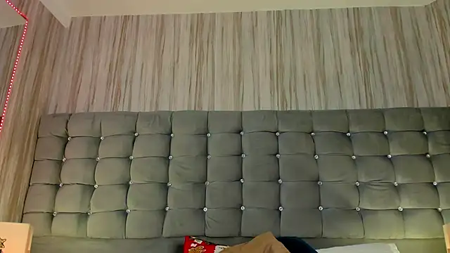 Poacahontasfg online show from 12/21/25, 04:03