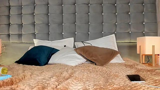 Poacahontasfg online show from 12/02/25, 04:03