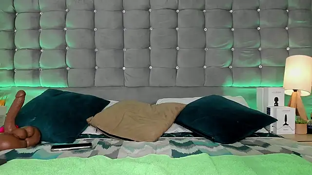 Poacahontasfg online show from 10/03/25, 03:52