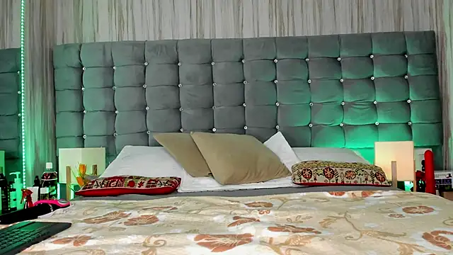 Poacahontasfg online show from 03/30/26, 04:03