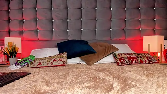 Poacahontasfg online show from 02/13/26, 04:01