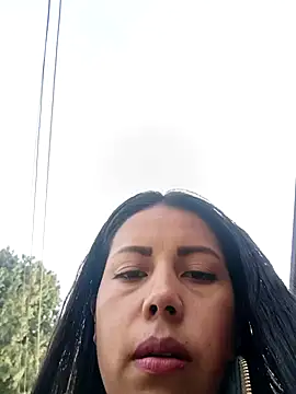 Snapshot of _andrea30 chatting on 09/15/25, 11:43 andrea30 online show from 09/15/25, 11:43