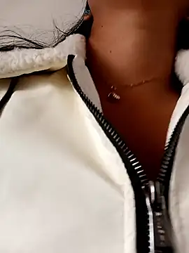  andrea30 online show from 11/21/25, 12:26