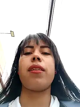 Snapshot of _andrea30 chatting on 03/04/25, 12:44 andrea30 online show from 03/04/25, 12:44