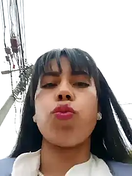 Snapshot of _andrea30 chatting on 03/17/25, 12:25 andrea30 online show from 03/17/25, 12:25