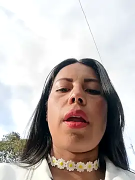  andrea30 online show from 11/11/25, 12:11