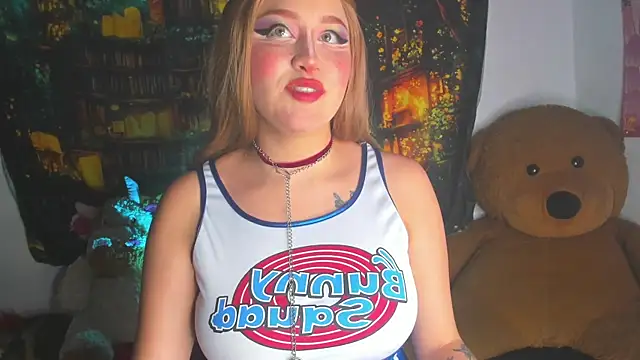 LailaCatt online show from 12/05/25, 08:35