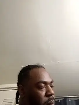 MRHANDSOME3800 online show from 04/12/26, 11:19