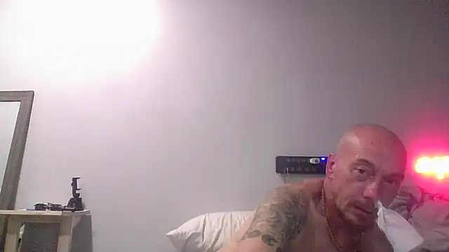 deepinnnnn online show from 11/17/25, 04:38