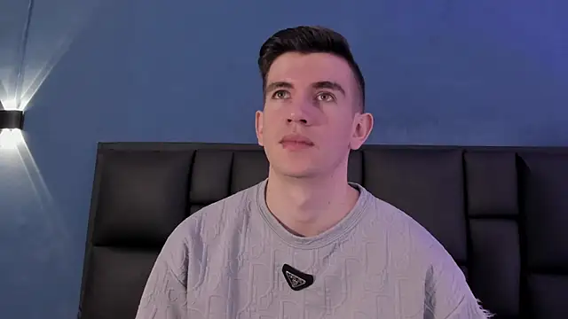 MikaelSlow online show from 11/09/25, 03:54