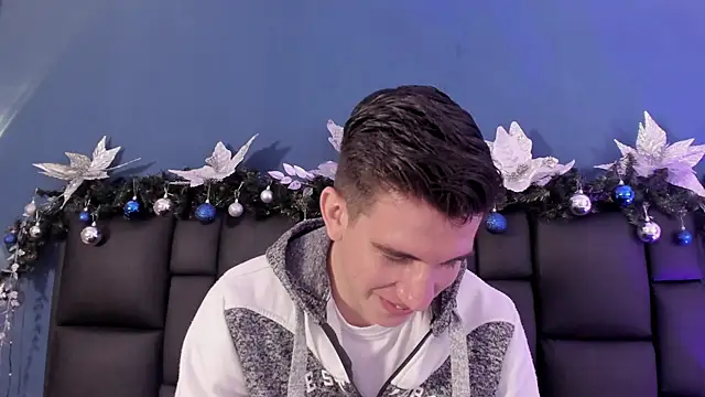 MikaelSlow online show from 11/27/25, 04:13