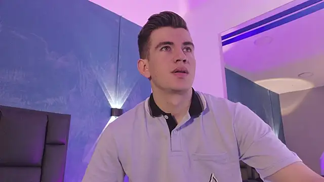 MikaelSlow online show from 04/02/26, 03:35