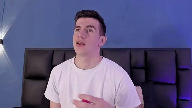 MikaelSlow online show from 09/14/25, 04:57