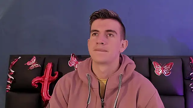 MikaelSlow online show from 02/17/26, 01:47