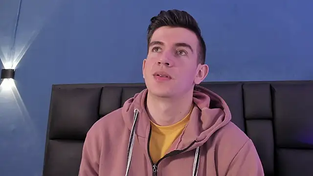 MikaelSlow online show from 11/15/25, 04:27