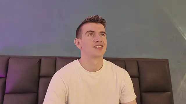 MikaelSlow online show from 03/01/26, 04:12