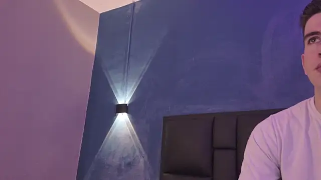 MikaelSlow online show from 03/31/26, 04:03