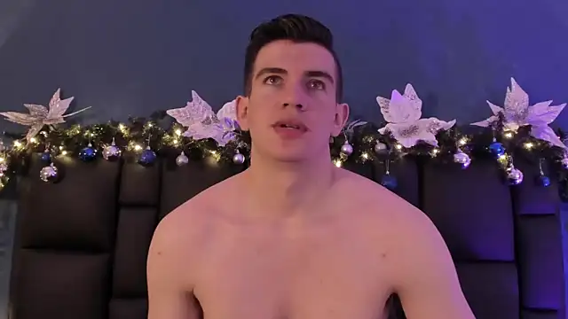 MikaelSlow online show from 12/20/25, 03:42