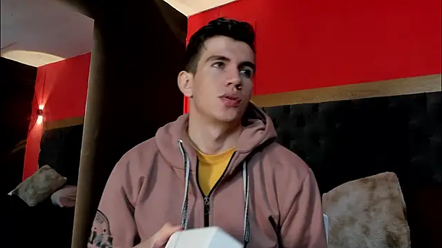 MikaelSlow online show from 11/03/25, 08:23