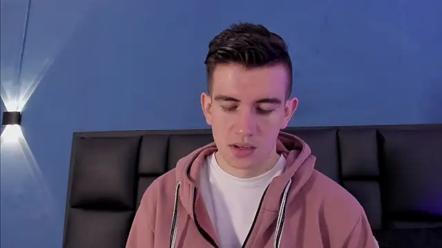 MikaelSlow online show from 09/21/25, 04:17