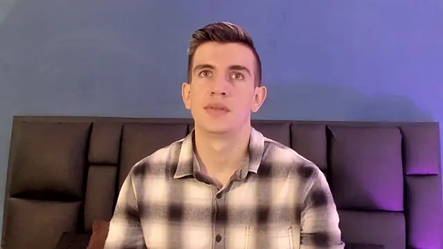 MikaelSlow online show from 02/18/26, 02:09