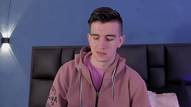 MikaelSlow online show from 09/20/25, 03:55