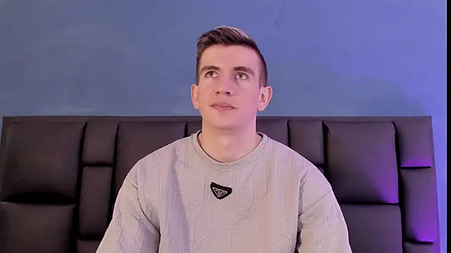 MikaelSlow online show from 02/19/26, 03:25