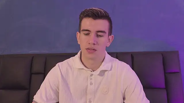 MikaelSlow online show from 03/25/26, 04:23