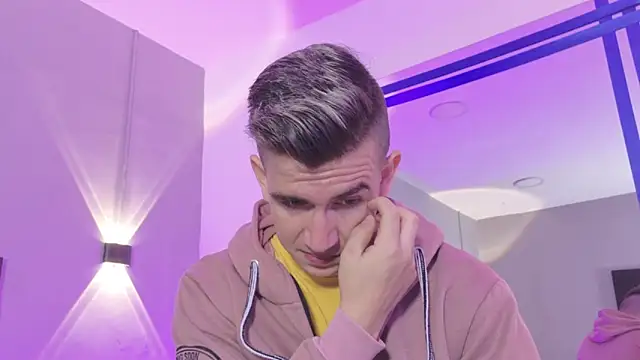 MikaelSlow online show from 04/09/26, 03:52