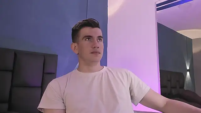 MikaelSlow online show from 02/25/26, 03:51