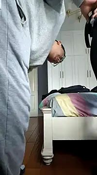 big-pig online show from 12/13/24, 05:05