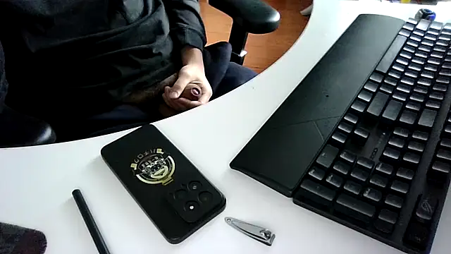 big-pig online show from 12/01/25, 12:44