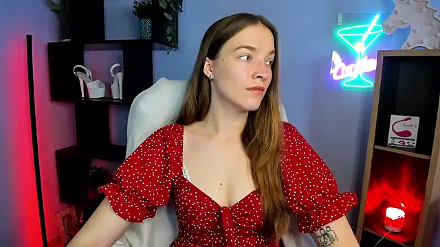 kenzie x online show from 11/07/25, 07:46