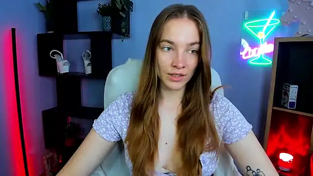 kenzie x online show from 11/05/25, 07:44