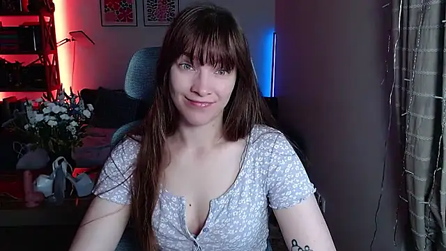 Snapshot of kenzie_x chatting on 06/16/26, 04:34 kenzie x online show from 06/16/26, 04:34