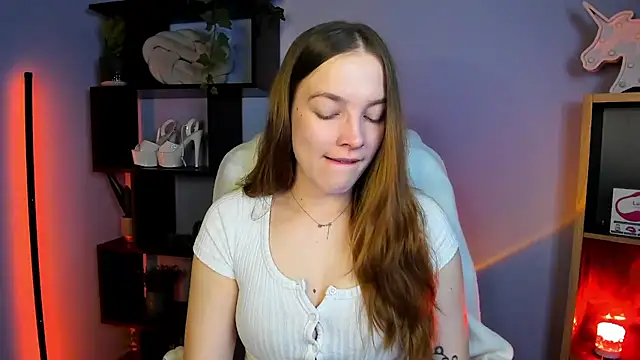 kenzie x online show from 03/11/25, 05:13