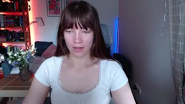Snapshot of kenzie_x chatting on 06/22/26, 04:31 kenzie x online show from 06/22/26, 04:31