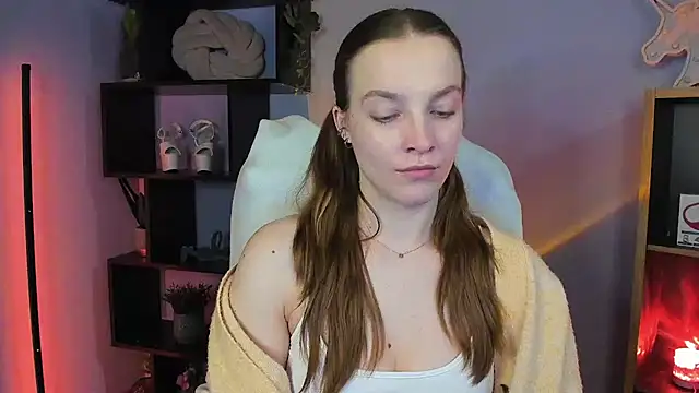 kenzie x online show from 02/25/25, 08:14